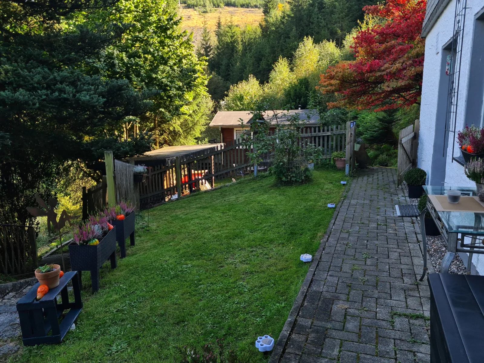 GARTENBLICK (Ferienwohnungen Dorfliebe Dörnberg)