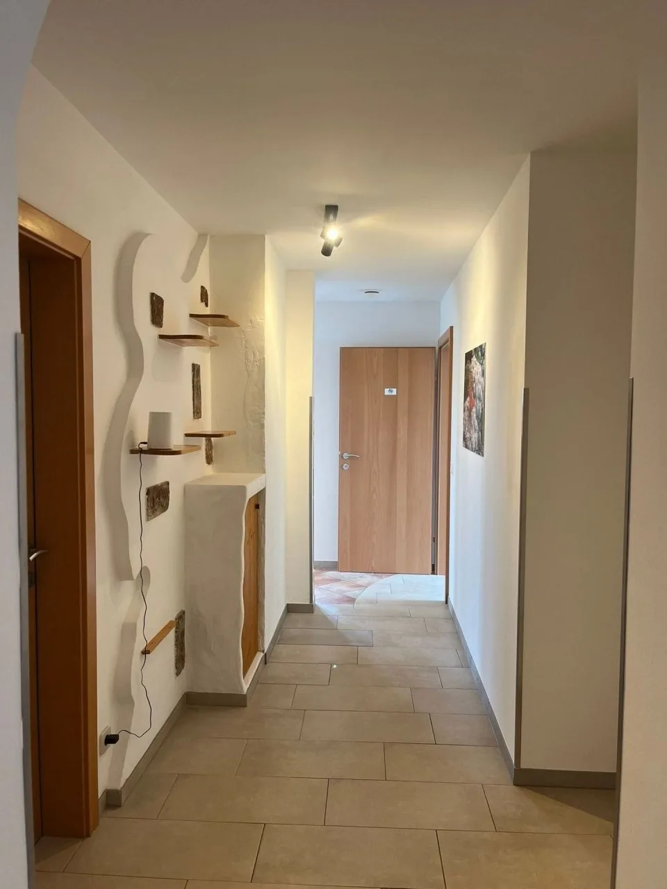 3100: Apartment RATZERSDORFER SEEN / Top 9