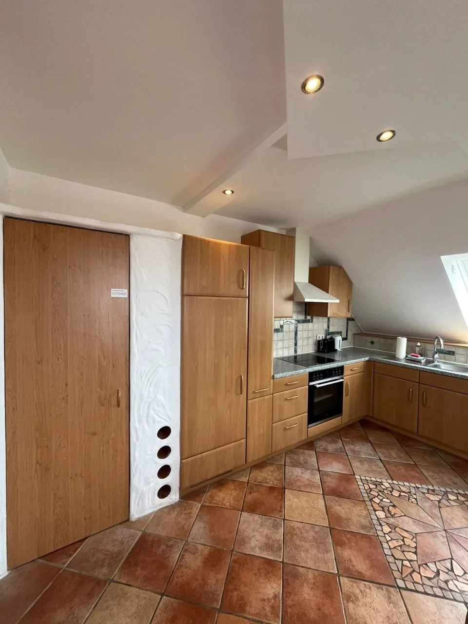3100: Apartment RATZERSDORFER SEEN / Top 9