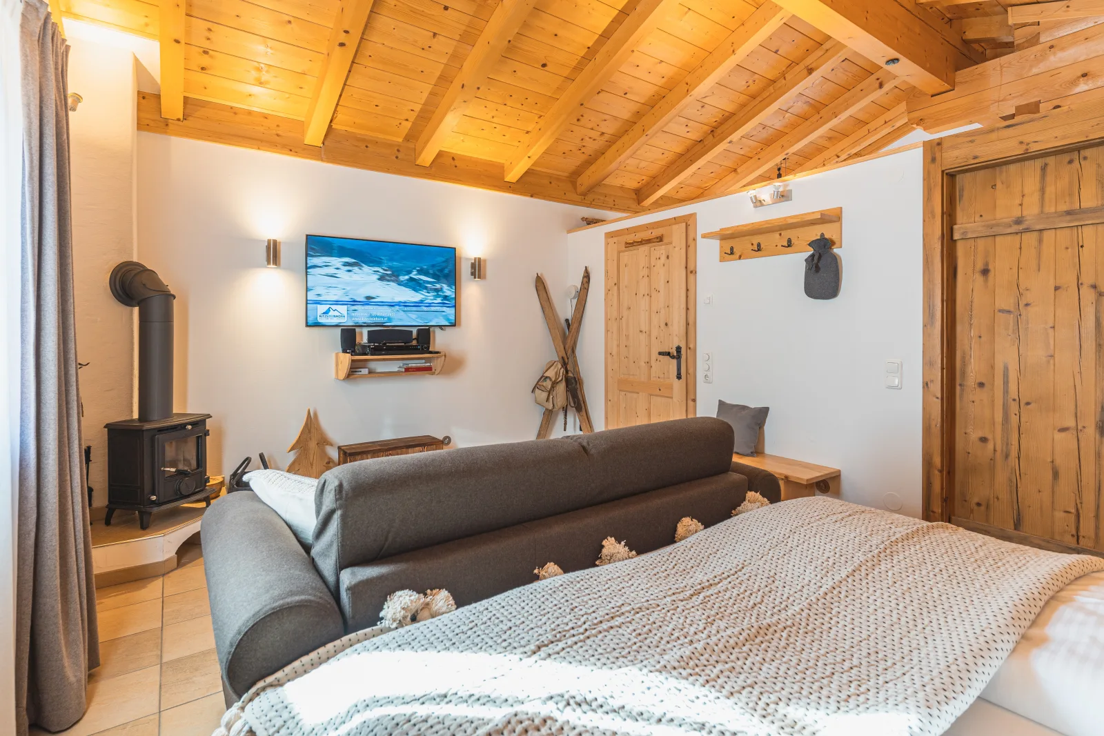 Dorfchalets - Chalet Lausi inkl. Tauern Spa Therme Eintritt & Sommerkarte