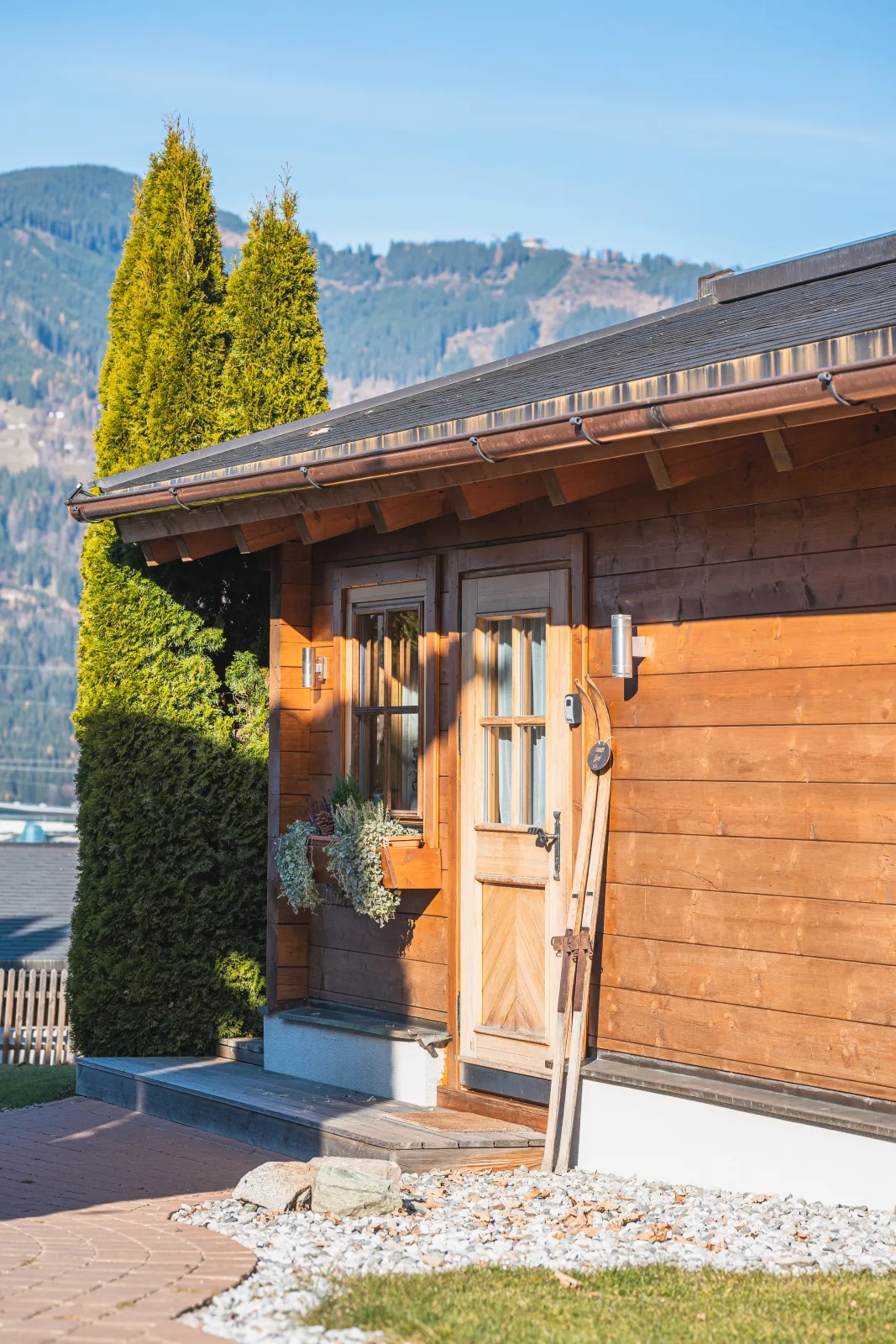 Dorfchalets - Chalet Lausi inkl. Tauern Spa Therme Eintritt & Sommerkarte