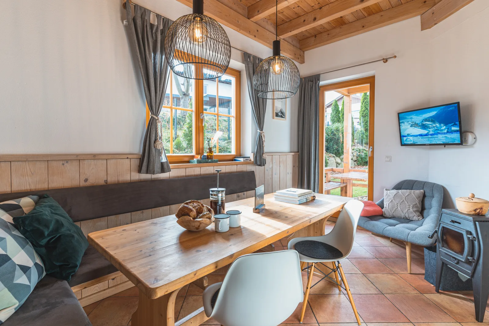 Dorfchalets - Chalet Cenzi inkl. Tauern Spa Therme Eintritt & Sommerkarte