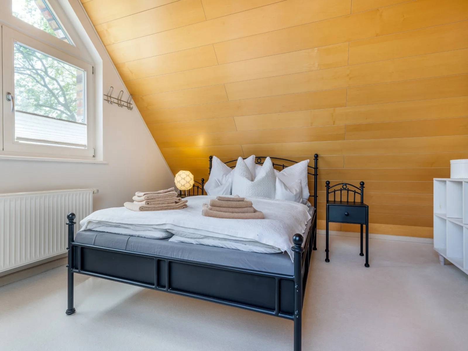 Ferienwohnung - Rügenbrise mit Seeblick mit 3 Bädern, Steg und Paddelboot - alle inklusive