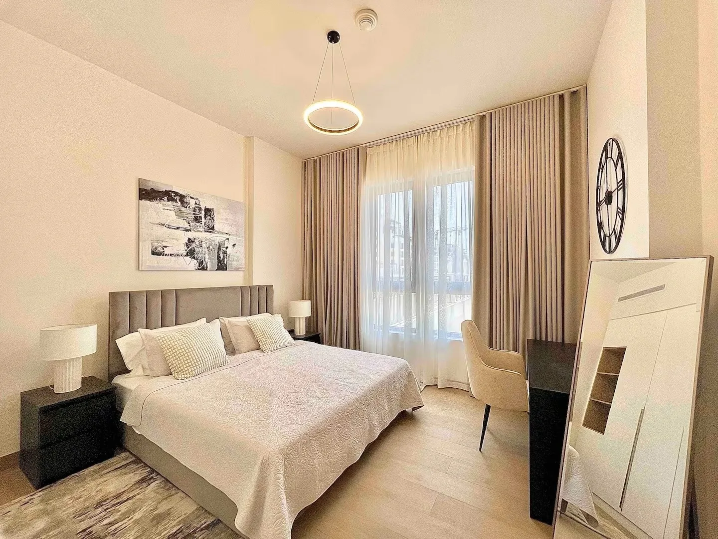 Luxury Apartment Dubai &ndash; Port de La Mer | Strand & Pool