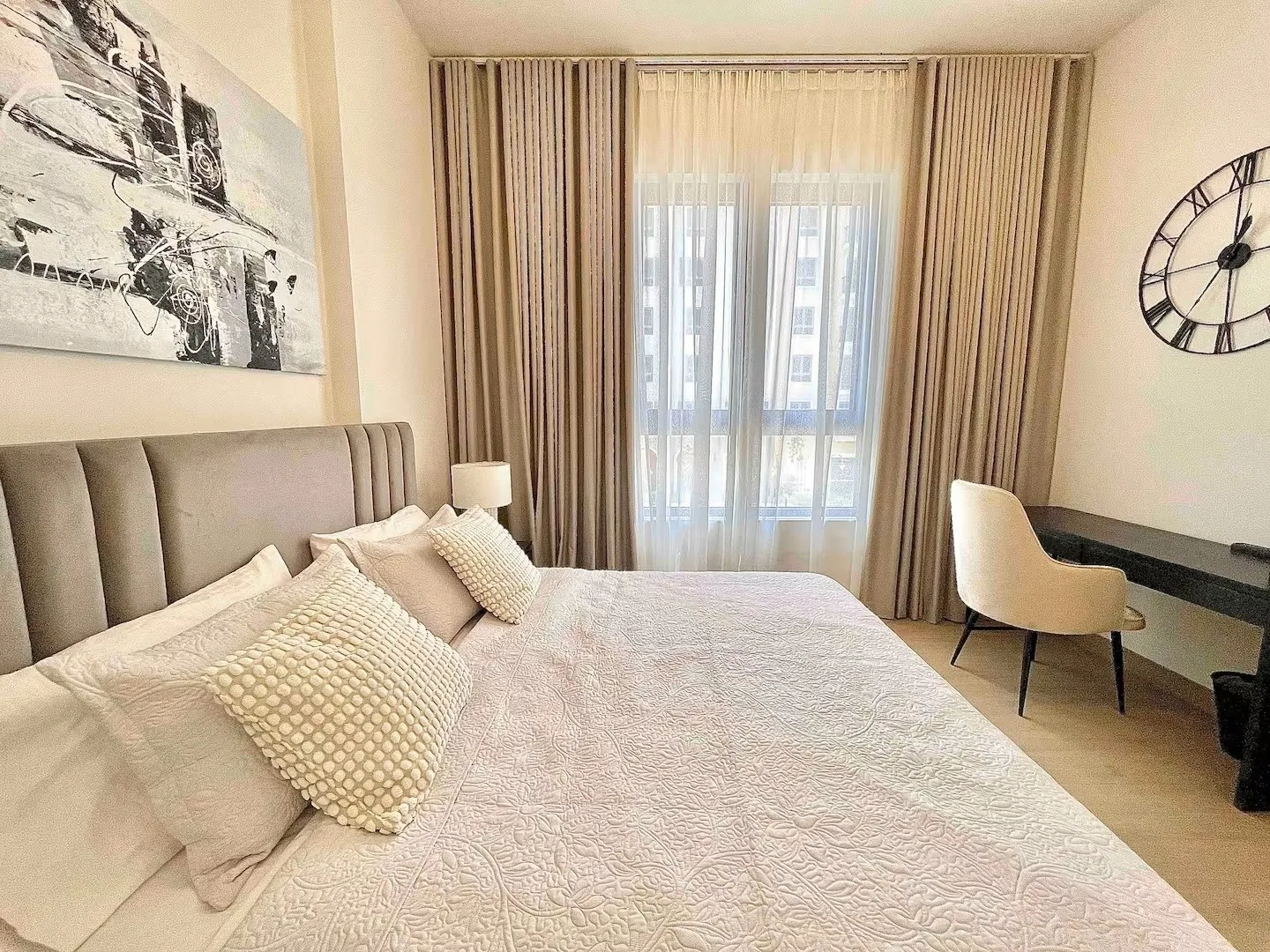 Luxury Apartment Dubai &ndash; Port de La Mer | Strand & Pool