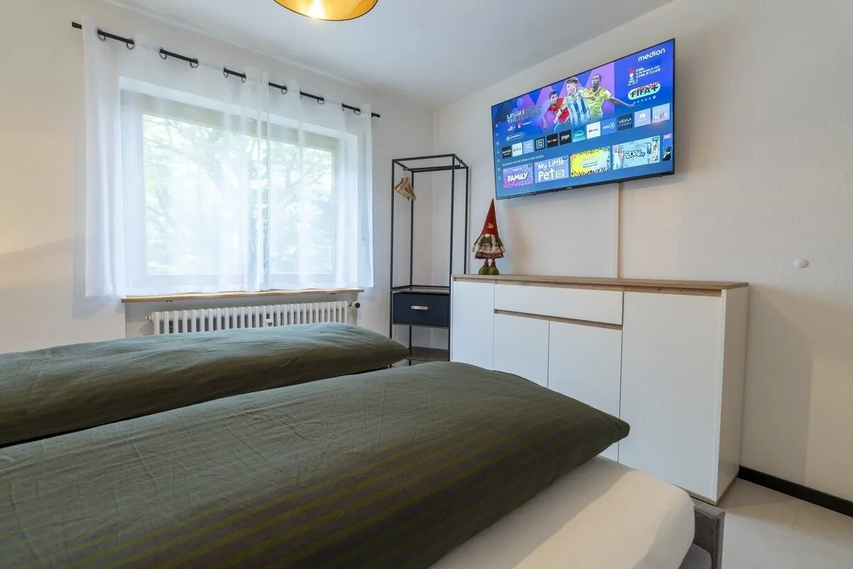 WälderNestchen - zentral - Natur pur - Tiefgarage - Balkon - modernes 2 Zimmer Appartement