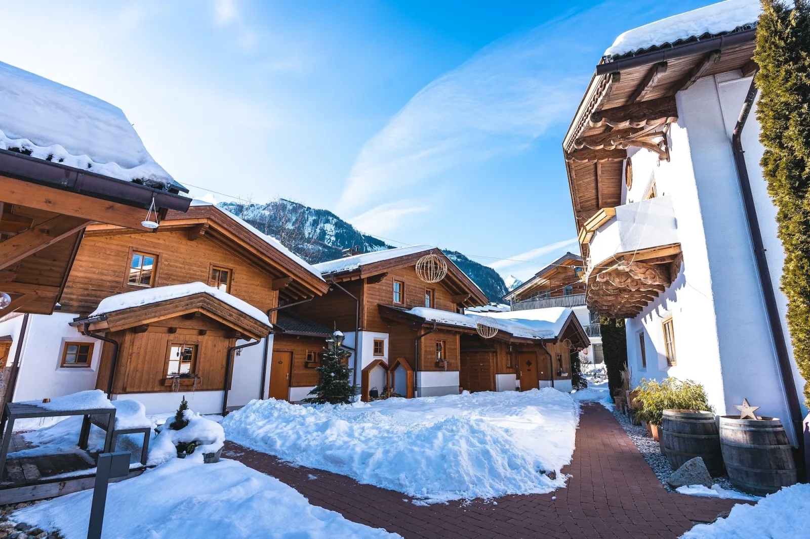 Dorfchalets - Appartement Rosi inkl. Tauern Spa Therme Eintritt & Sommerkarte