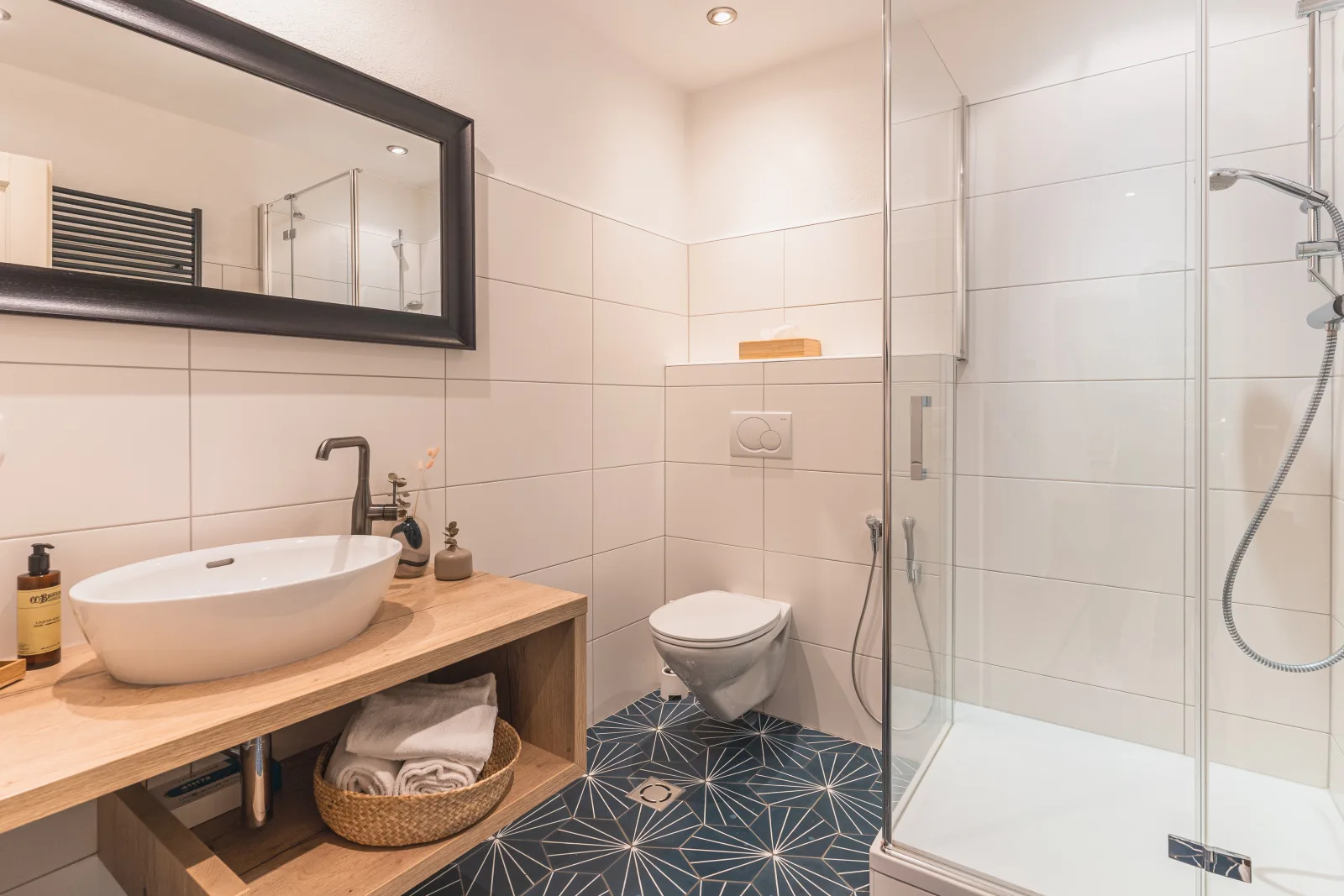 Dorfchalets - Appartement Rosi inkl. Tauern Spa Therme Eintritt & Sommerkarte