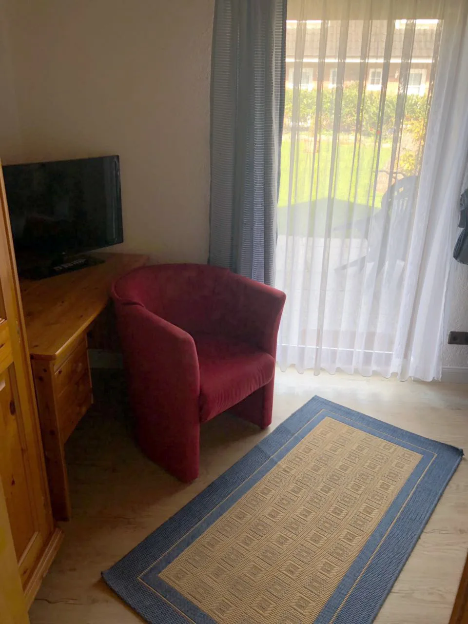 Monteur-/ Ferienwohnung EG links