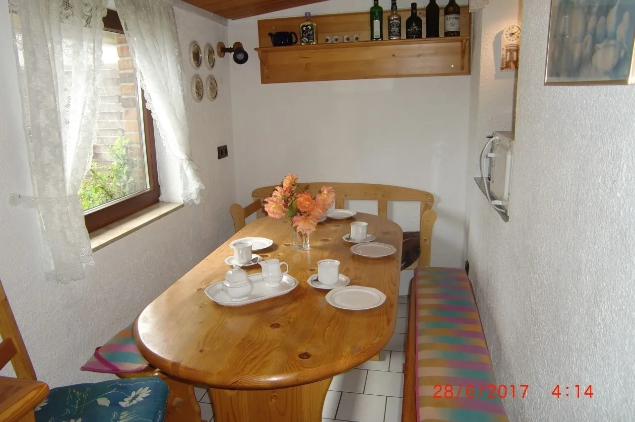 Monteur-/ Ferienwohnung EG links
