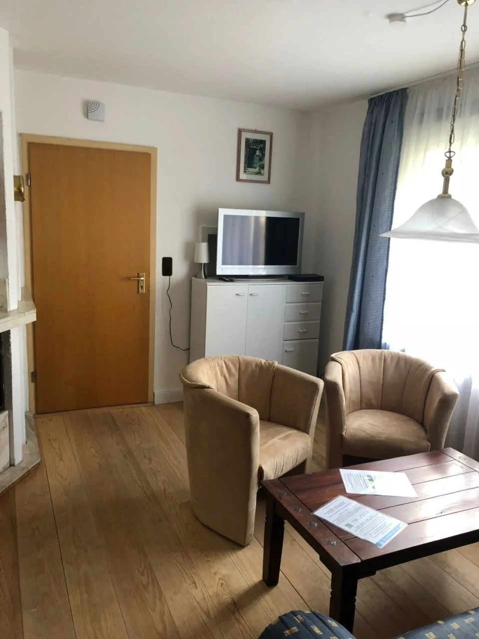 Monteur-/ Ferienwohnung EG links