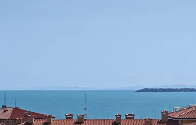 neues Apartment mit Meerblick und Balkon