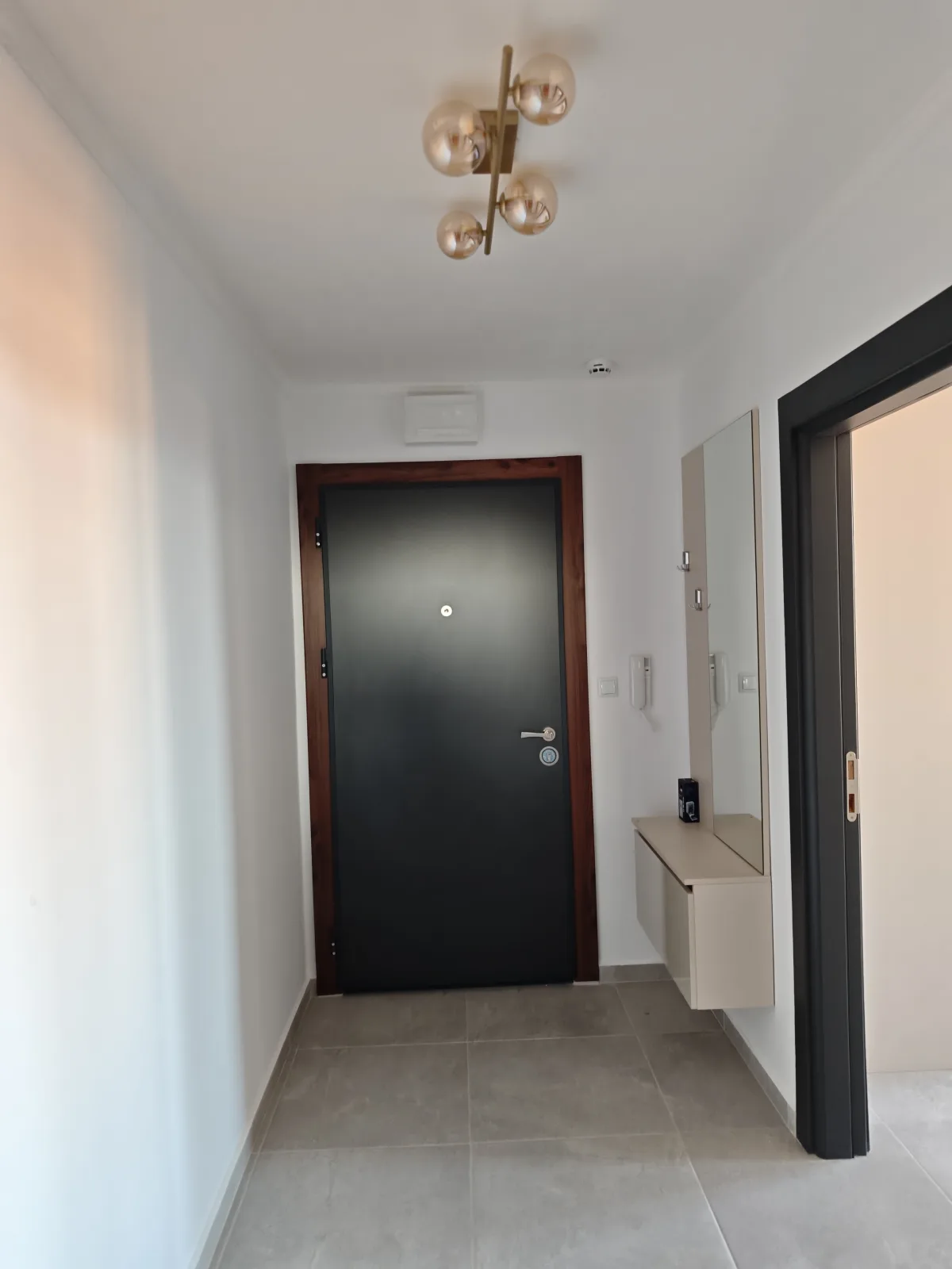 neues Apartment mit Meerblick und Balkon
