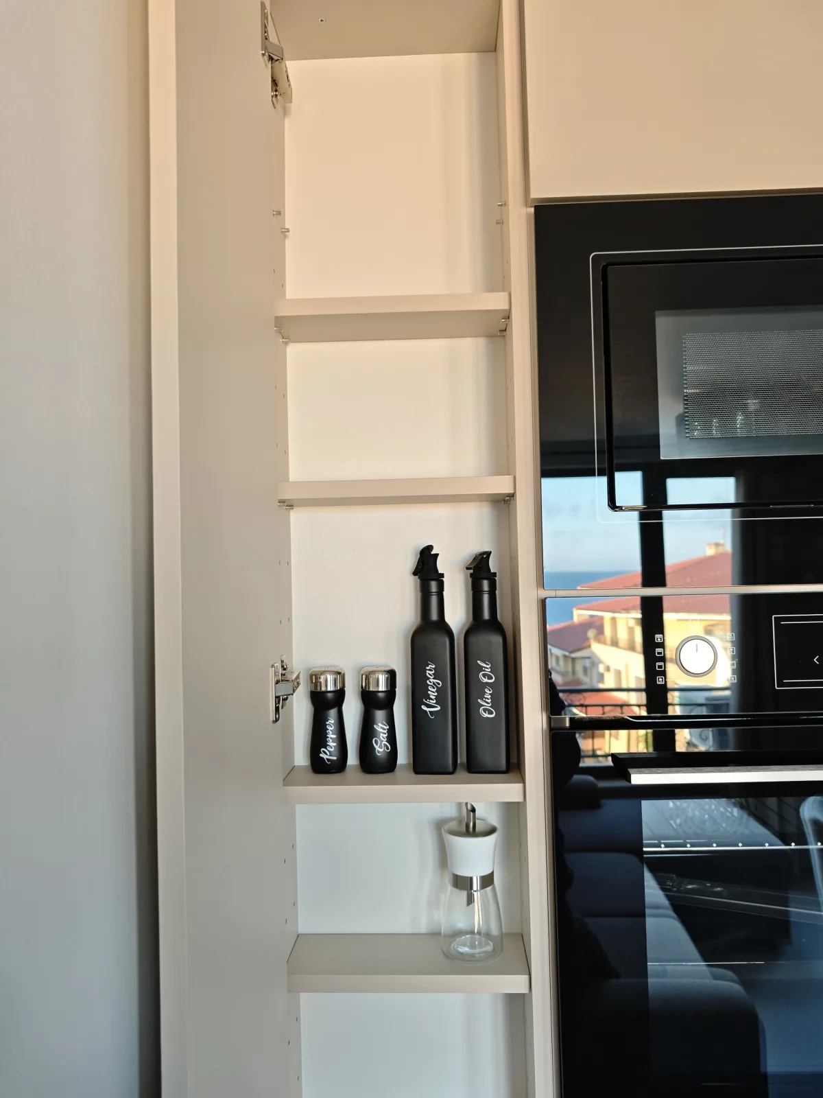 neues Apartment mit Meerblick und Balkon