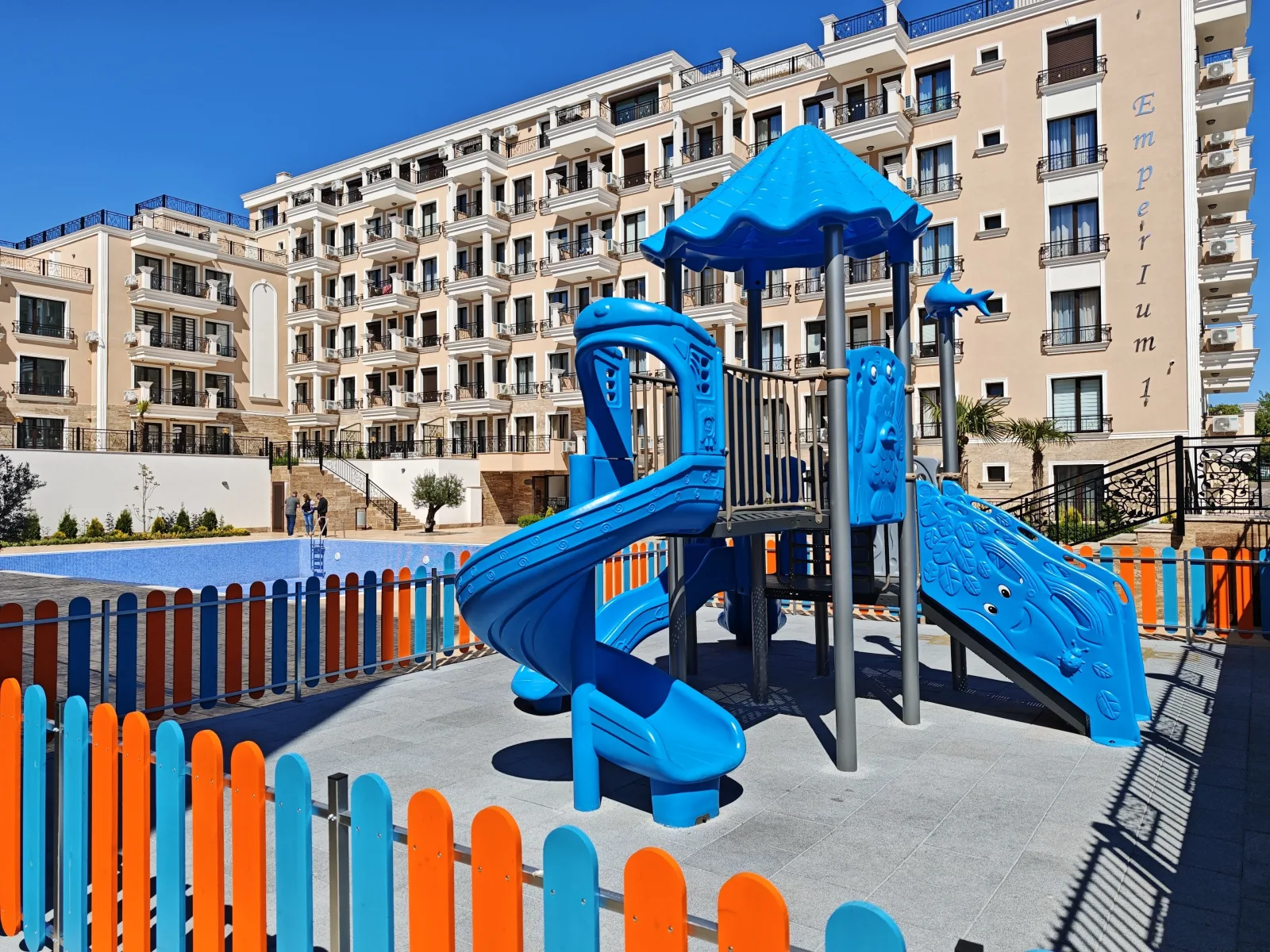 neues Apartment mit Meerblick und Balkon