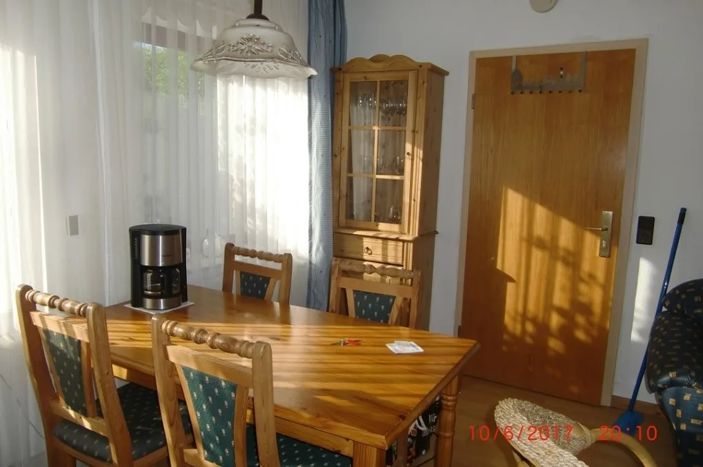 Monteur-/ Ferienwohnung EG rechts