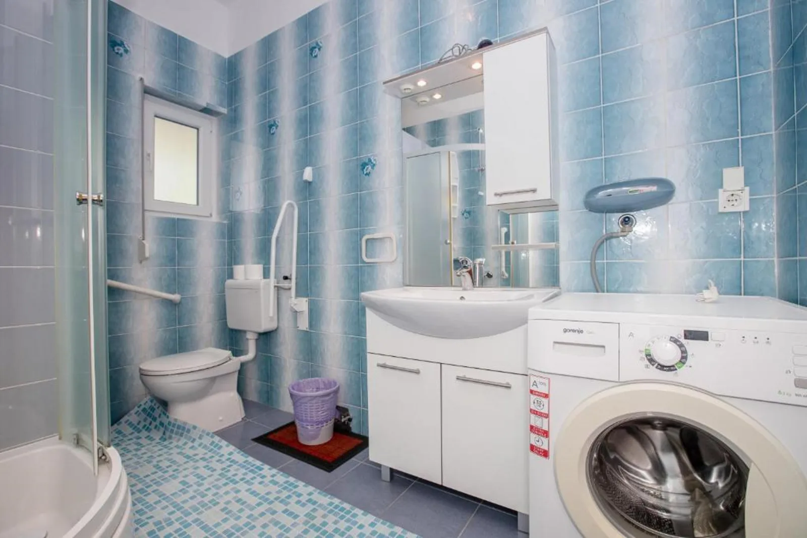Mile Ferienhaus excellent location close to Rab