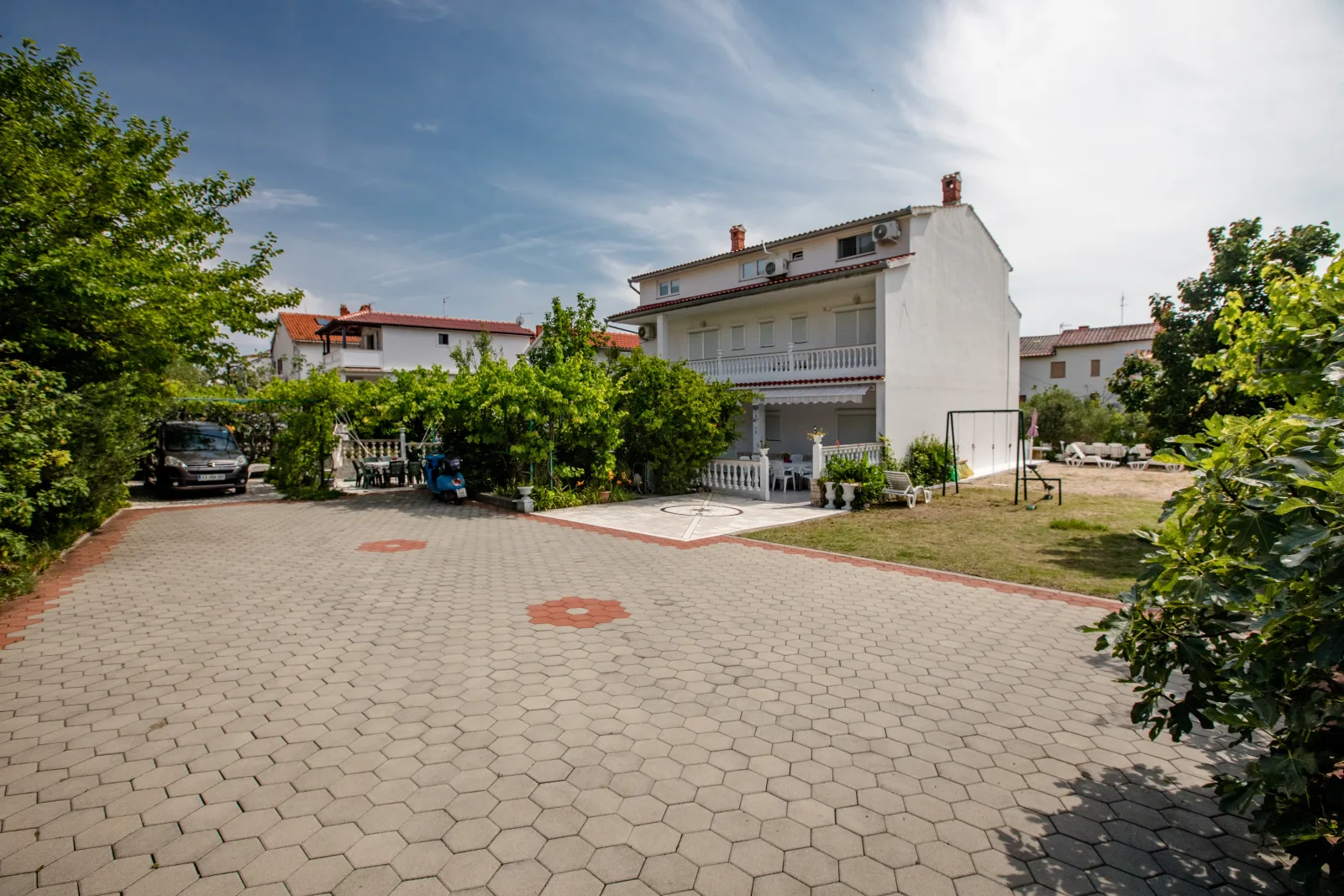 Mile Ferienhaus excellent location close to Rab