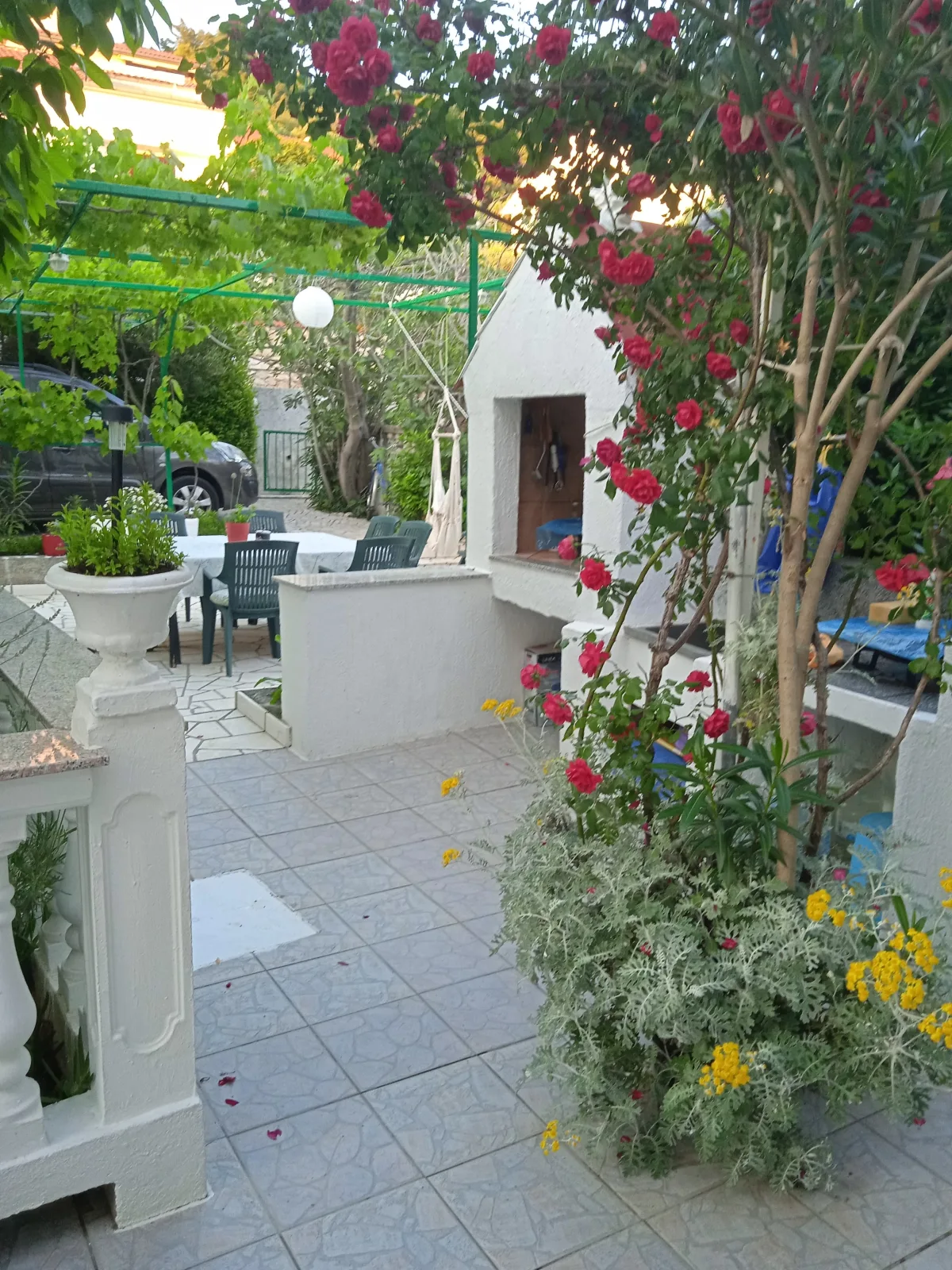 Mile Ferienhaus excellent location close to Rab