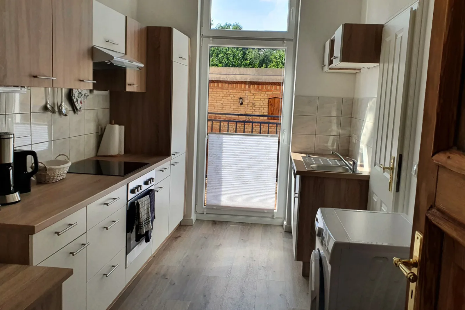 Alt-Berliner Schwanenhof Ferienwohnung EG links