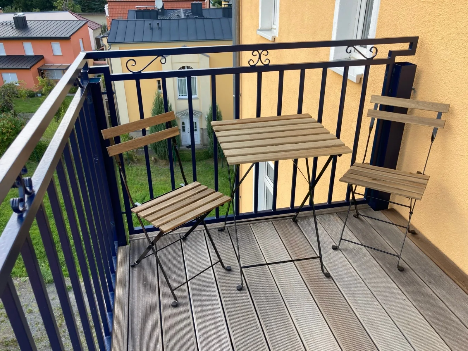 Alt-Berliner Schwanenhof Ferienwohnung DG links