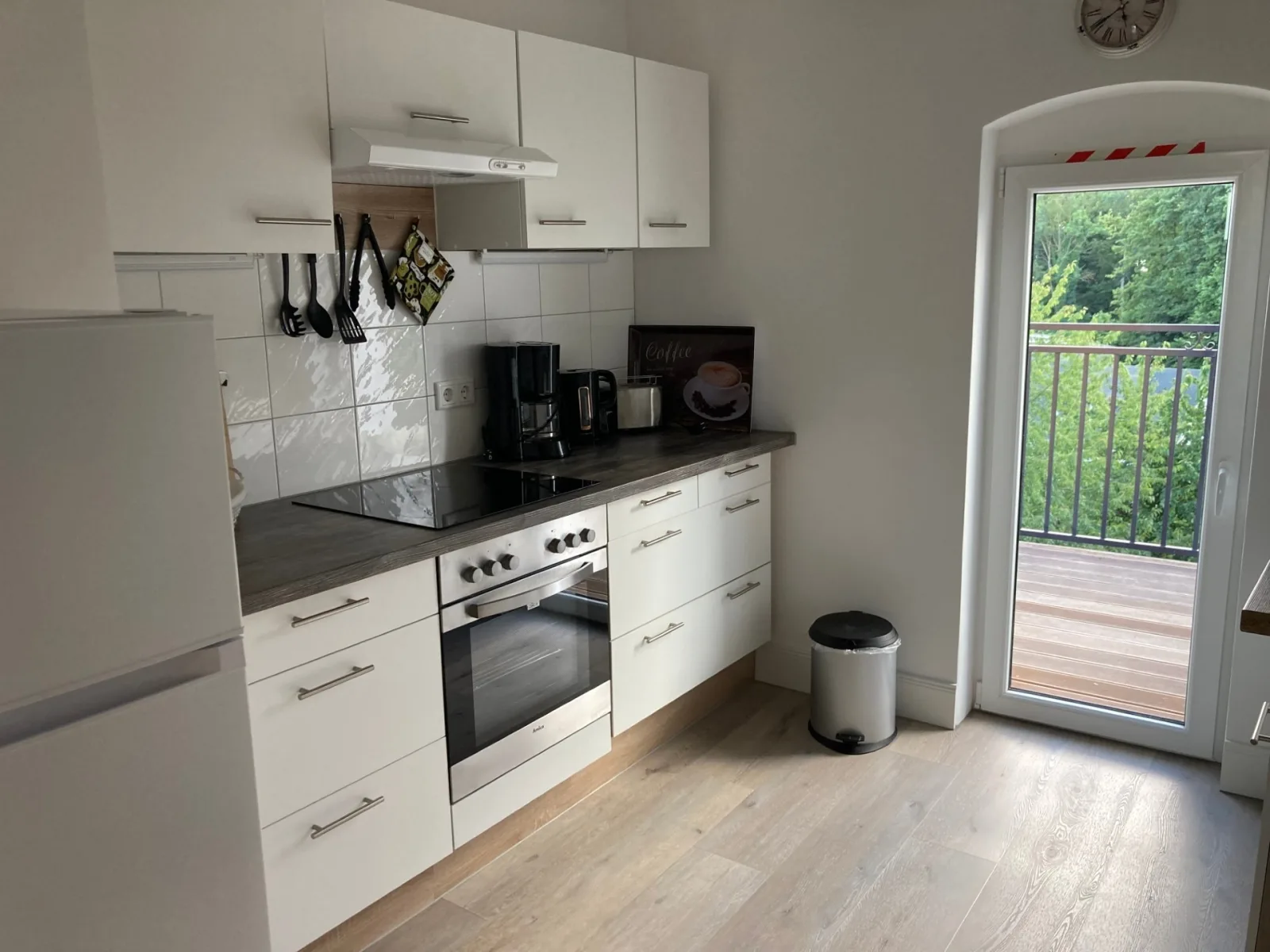 Alt-Berliner Schwanenhof Ferienwohnung DG links