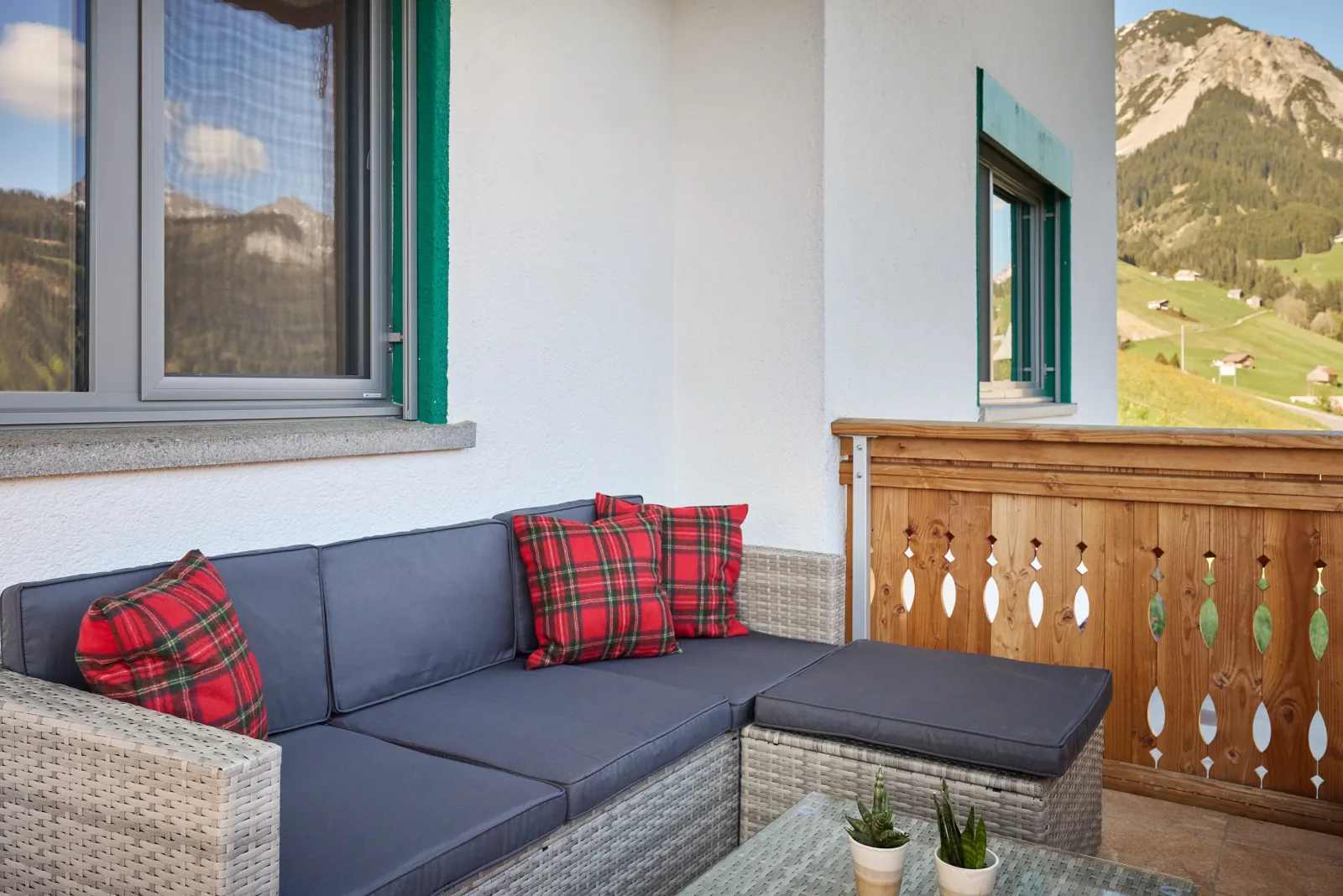 Großes Bergapartment · 4 SZ · Balkon & Aussicht