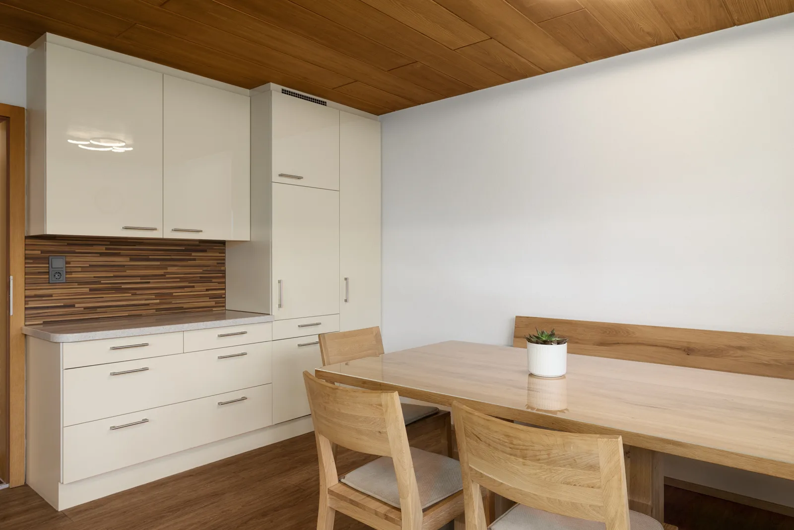 Großes Bergapartment · 4 SZ · Balkon & Aussicht