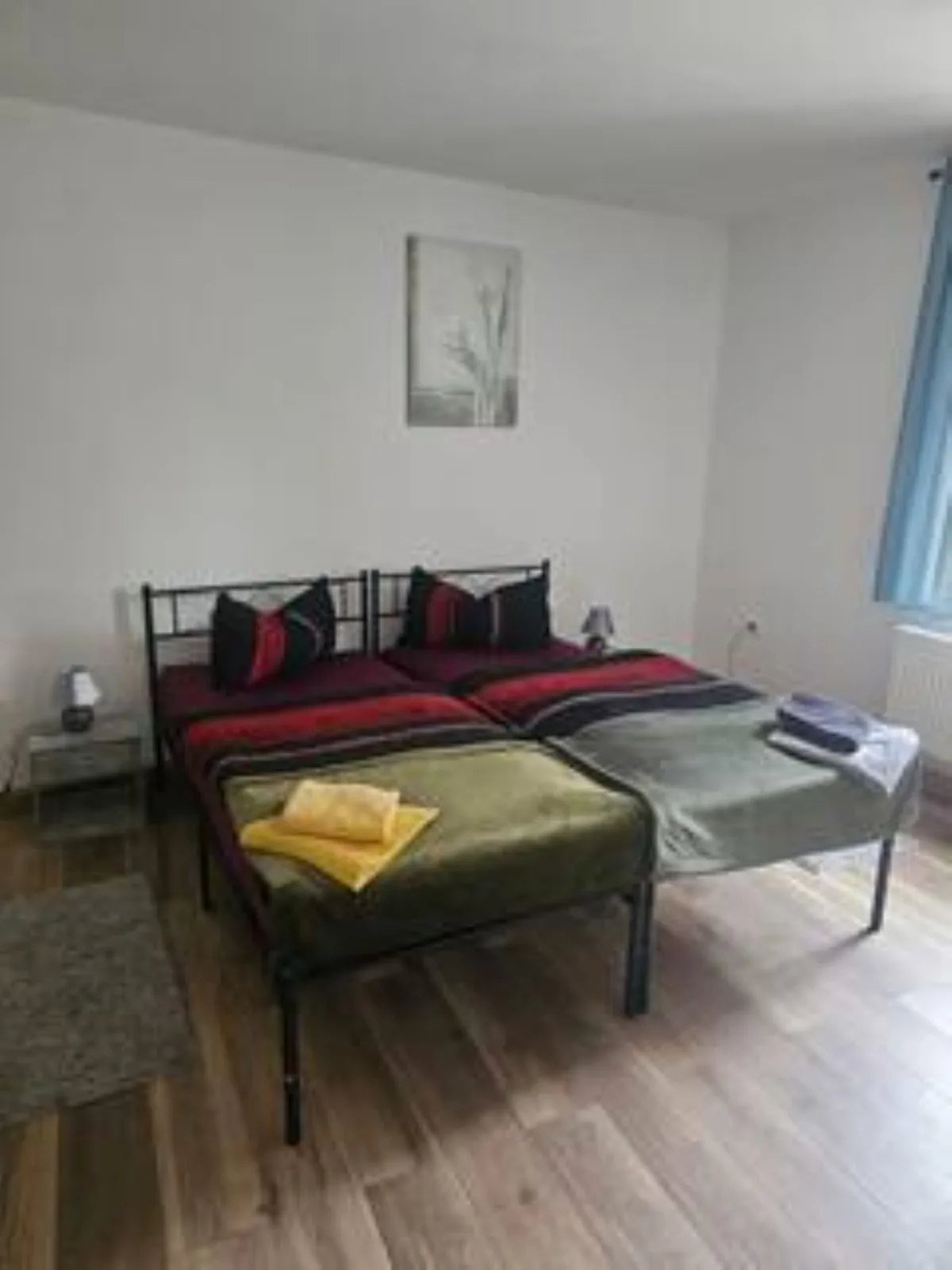 Schöne Vollausgestattete Monteurs- Gästewohnung nähe Raffinerie Leuna  und Geiseltalsee / 0305