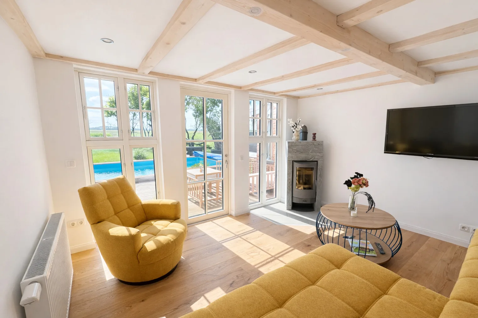 Ferienhaus"Huus an`t Diek" Luxus in Deichnähe mit Pool, Nähe Norddeich