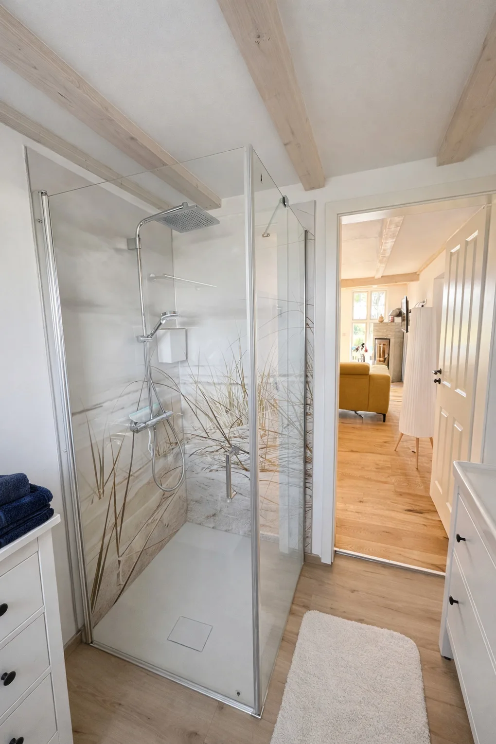 Ferienhaus"Huus an`t Diek" Luxus in Deichnähe mit Pool, Nähe Norddeich