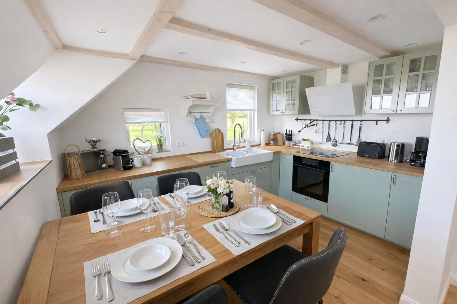 Ferienhaus"Huus an`t Diek" Luxus in Deichnähe mit Pool, Nähe Norddeich