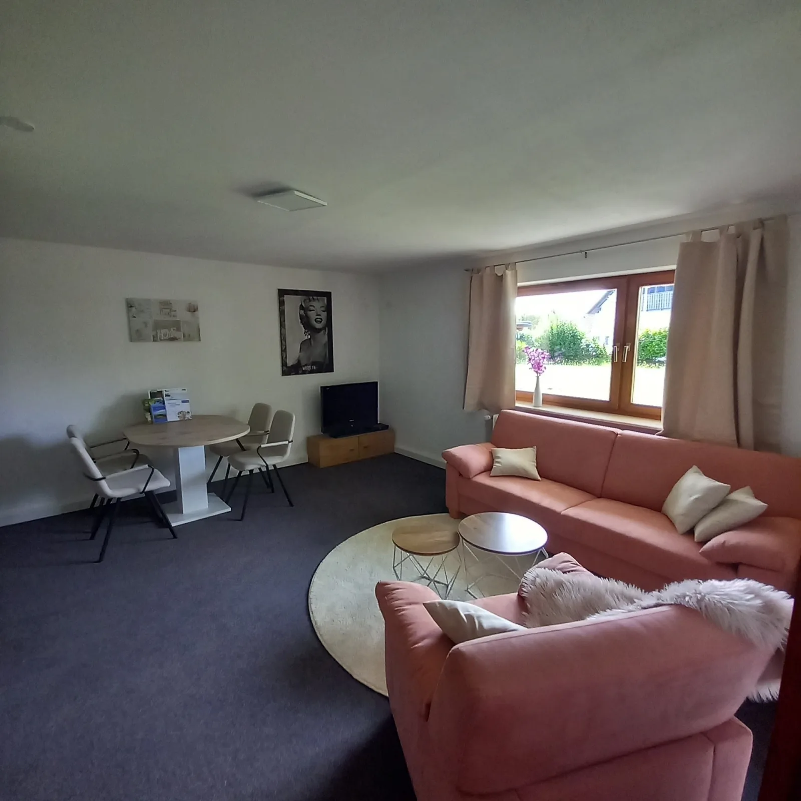 Ferienwohnung/ Unterkunft  Royal