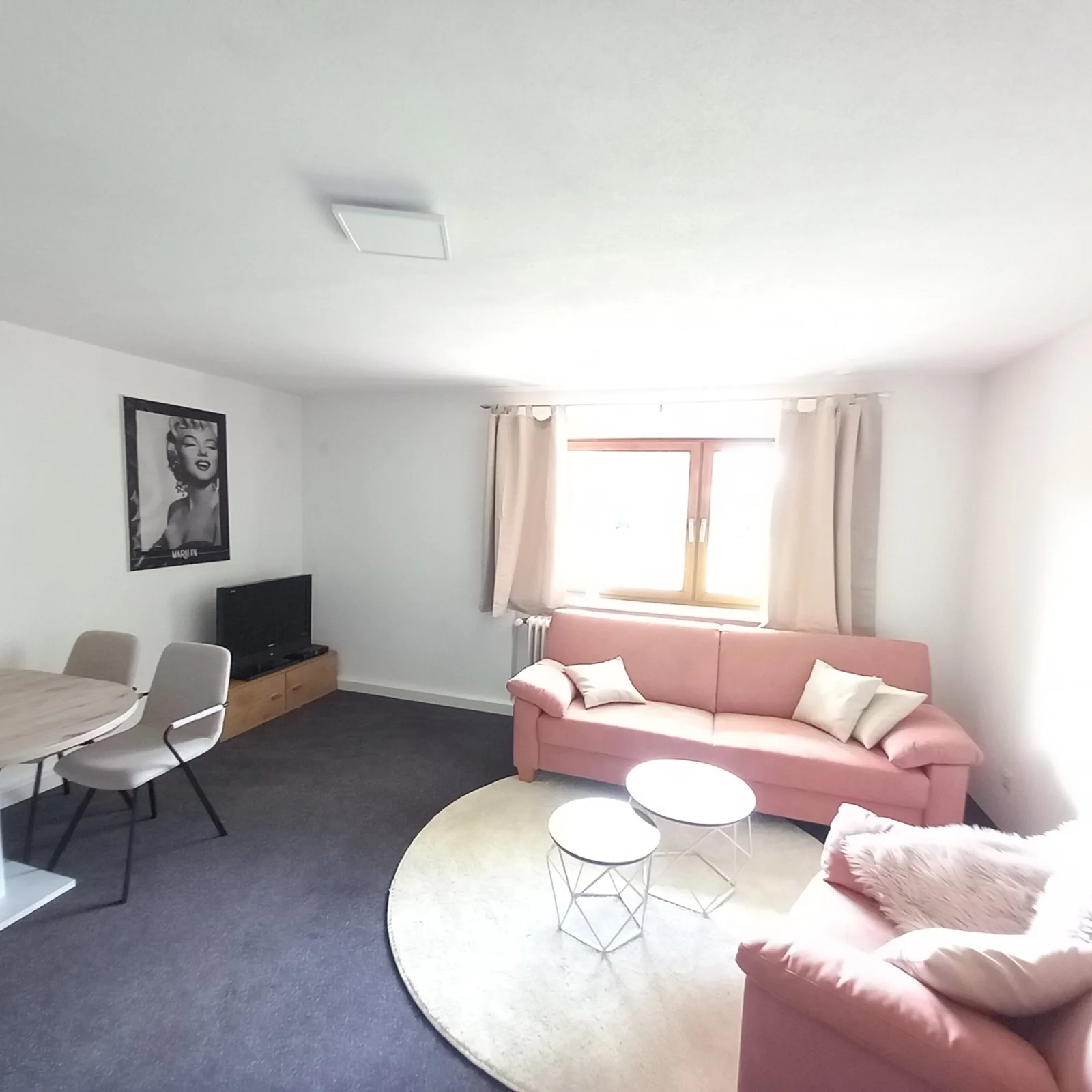 Ferienwohnung/ Unterkunft  Royal