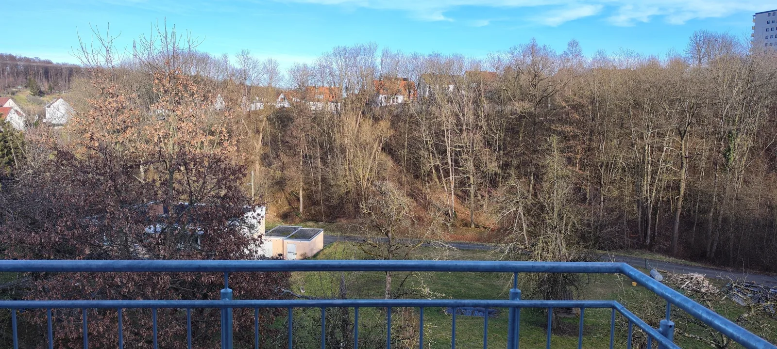 Doppel-/Zweibettzimmer mit Balkon