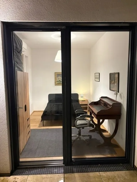 Erdgeschosswohnung mit Garage und Innenhof - westliches Wien
