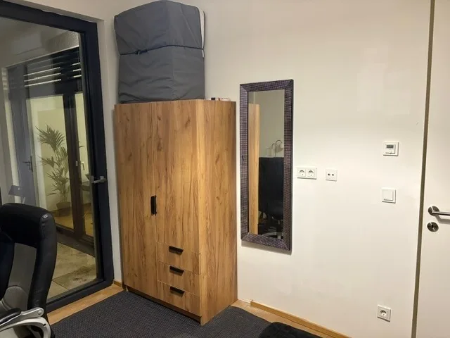 Erdgeschosswohnung mit Garage und Innenhof - westliches Wien