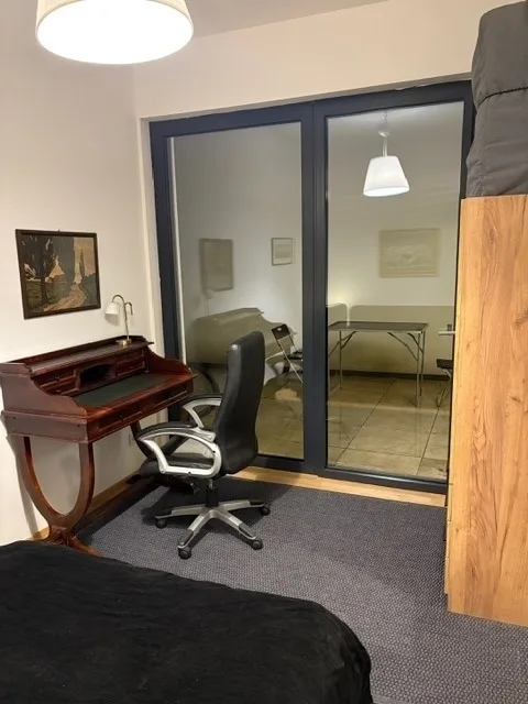 Erdgeschosswohnung mit Garage und Innenhof - westliches Wien