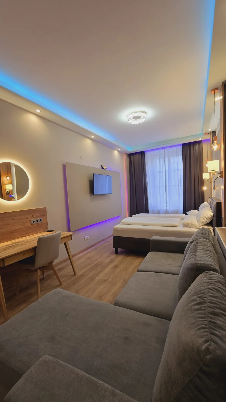 Elegance  Lux Living 214