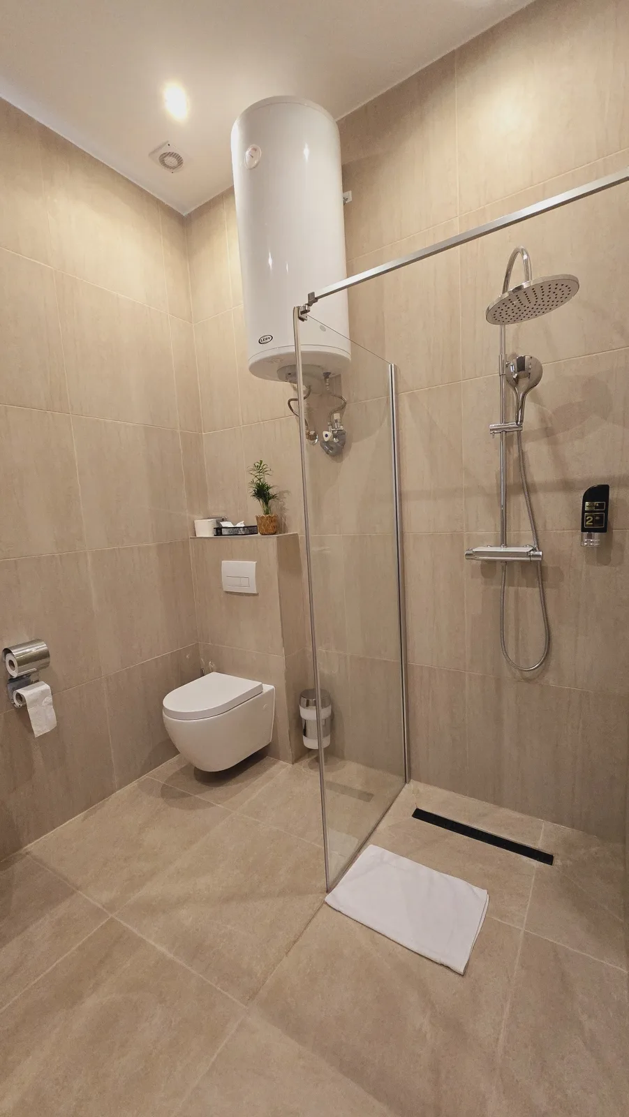 Elegance  Lux Living 206