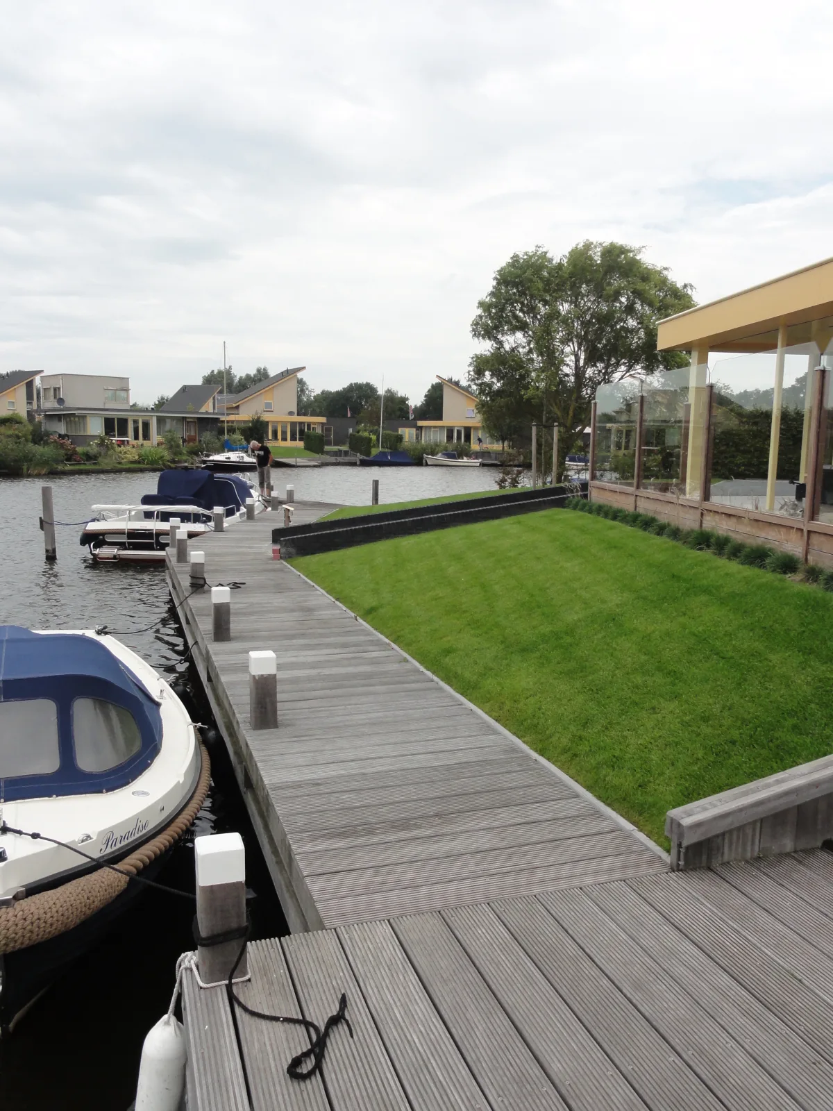 Vakantievilla Koudum met privé steiger