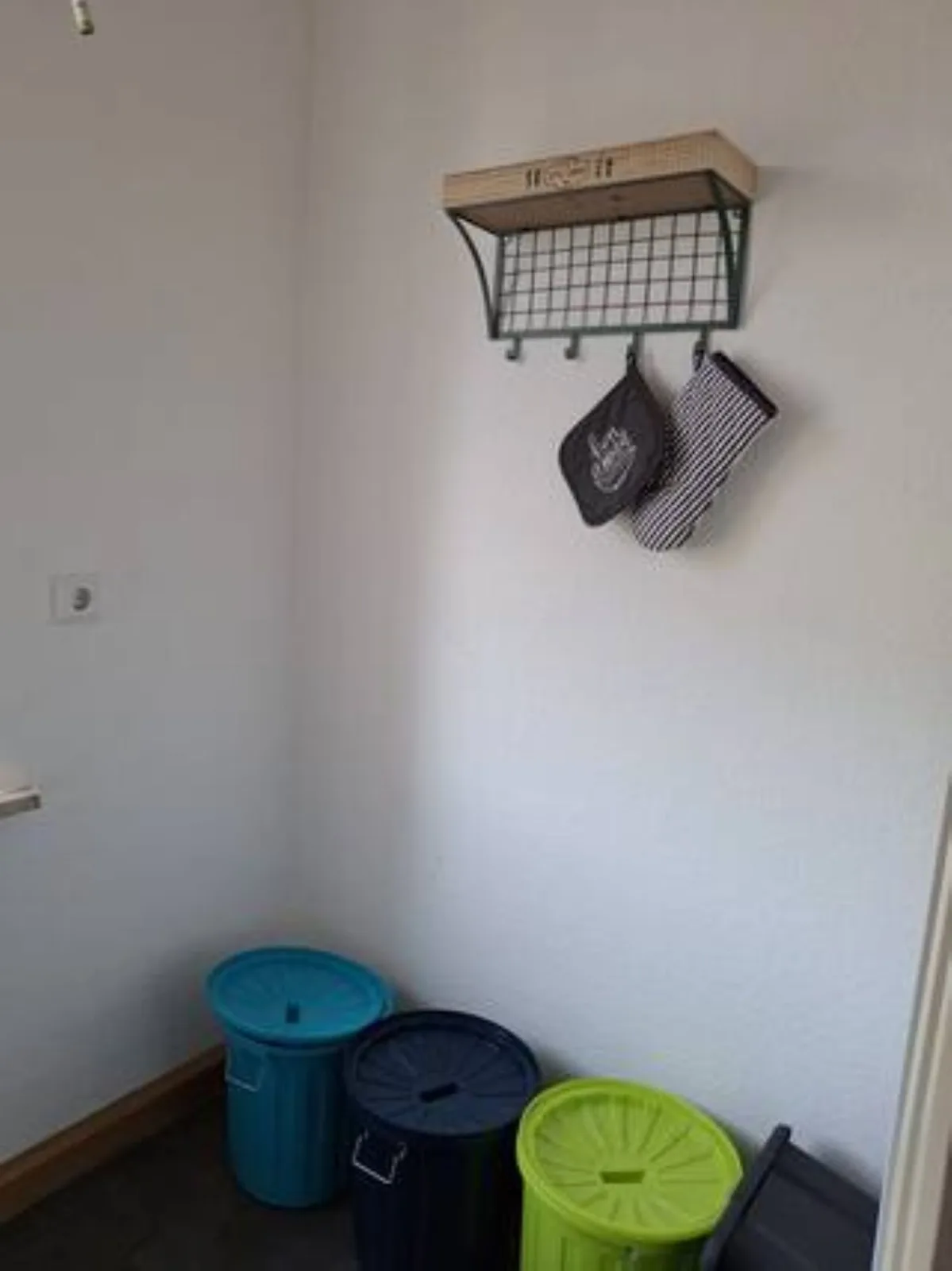 Schöne Vollausgestattete Monteurs- Gästewohnung nähe Raffinerie Leuna und Geiseltalsee / 0301
