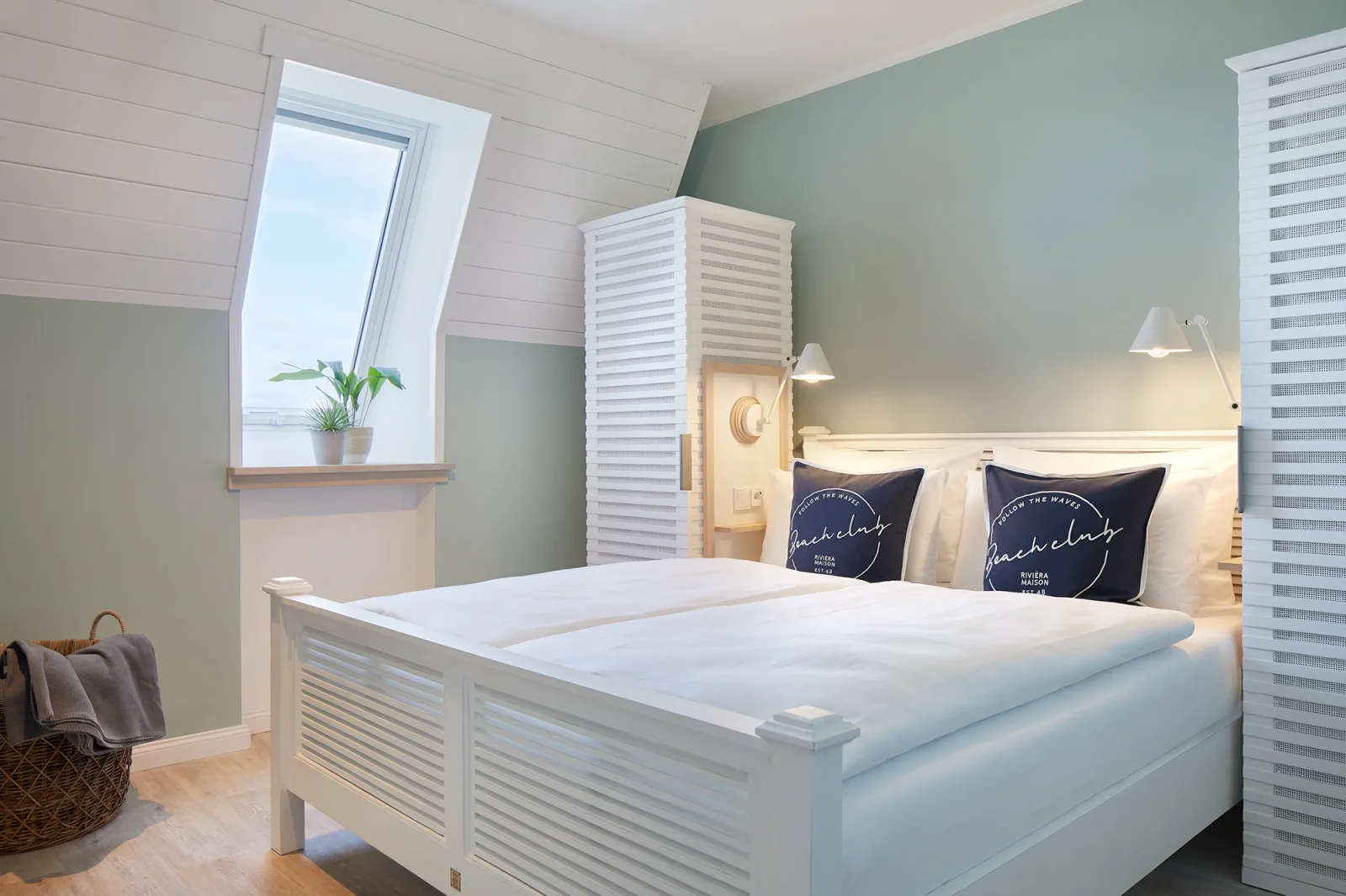 Superior One Bedroom