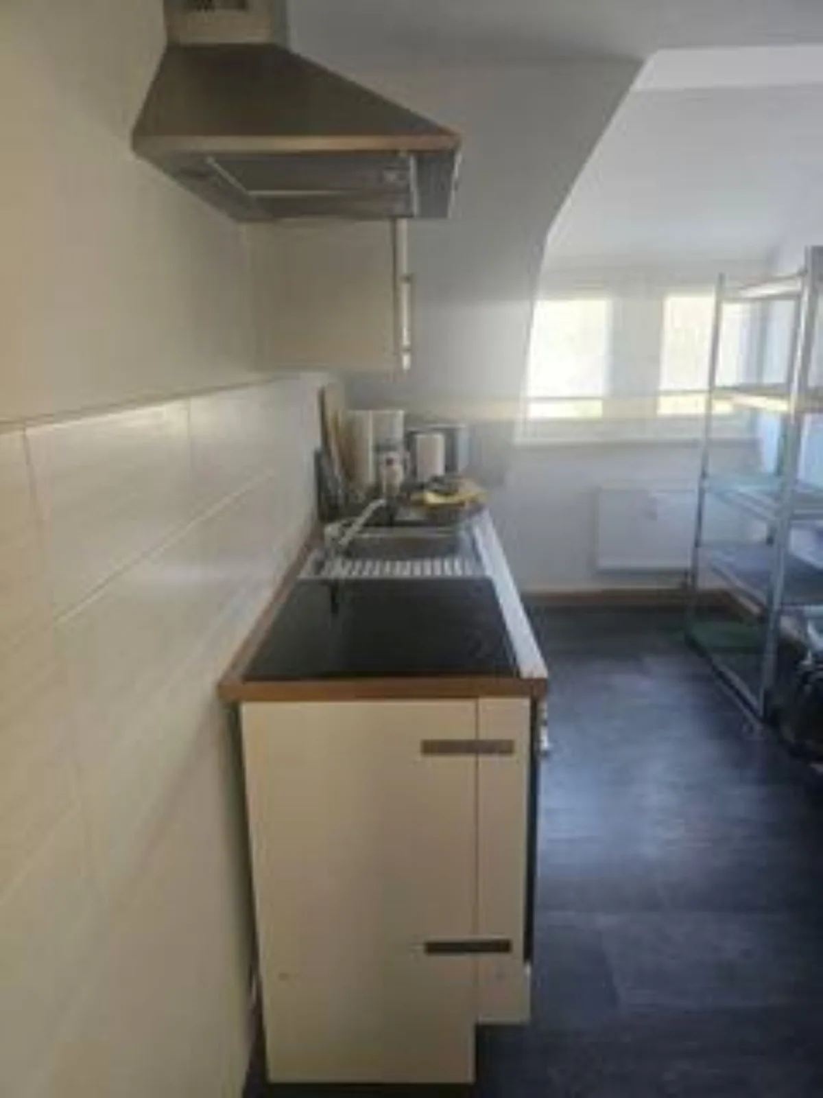 Schöne Vollausgestattete Monteurs- Gästewohnung nähe Raffinerie Leuna und Geiseltalsee / 0308