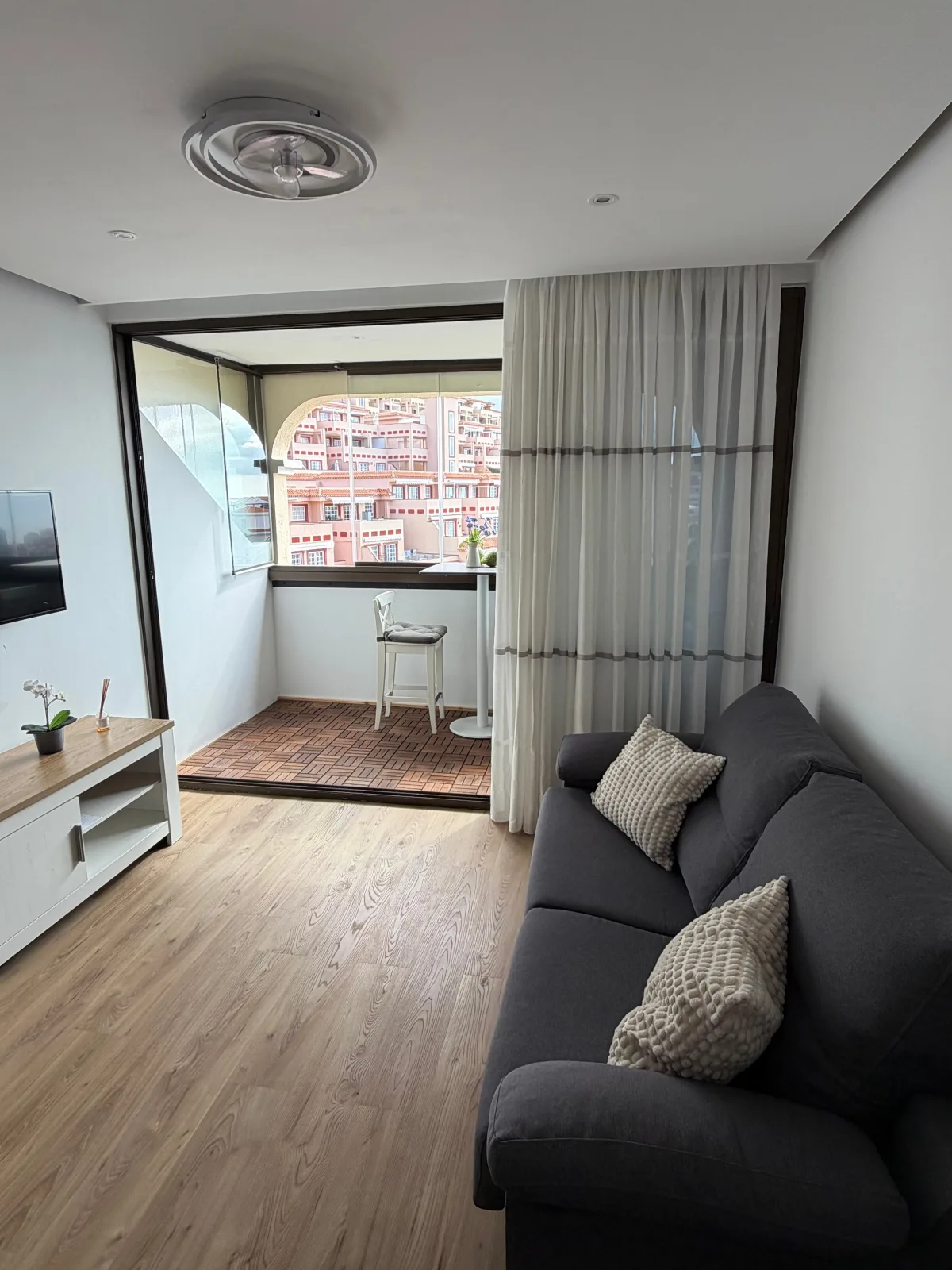 Sonnige Ferienwohnung mit Meersicht in Top-Lage