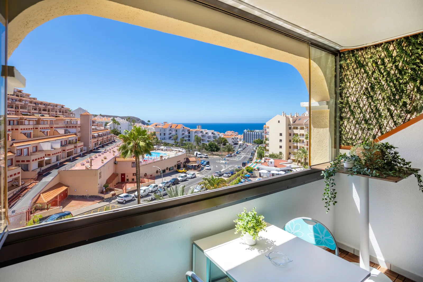 Sonnige Ferienwohnung mit Meersicht in Top-Lage