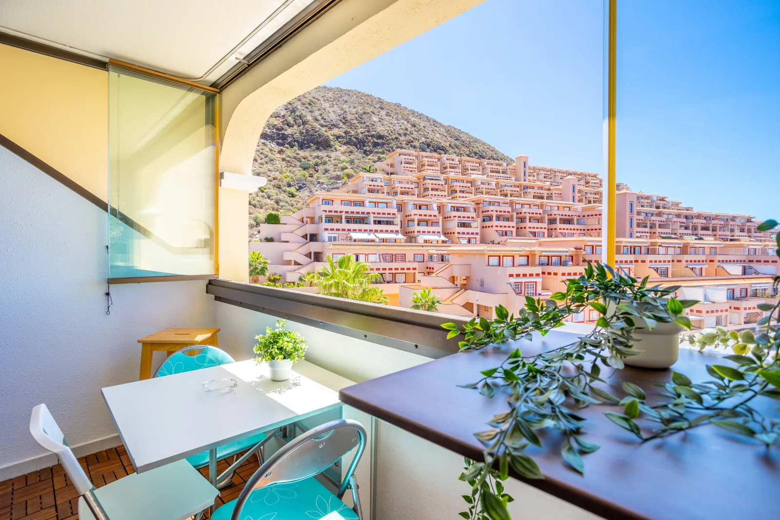Sonnige Ferienwohnung mit Meersicht in Top-Lage