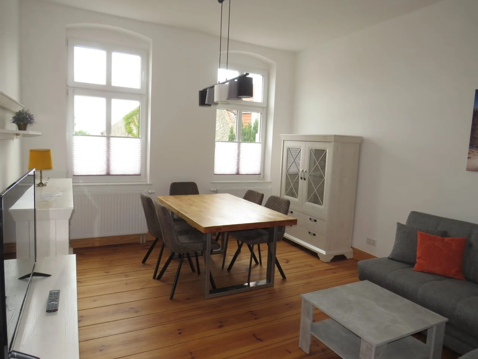Alt-Berliner Schwanenhof Ferienwohnung OG rechts