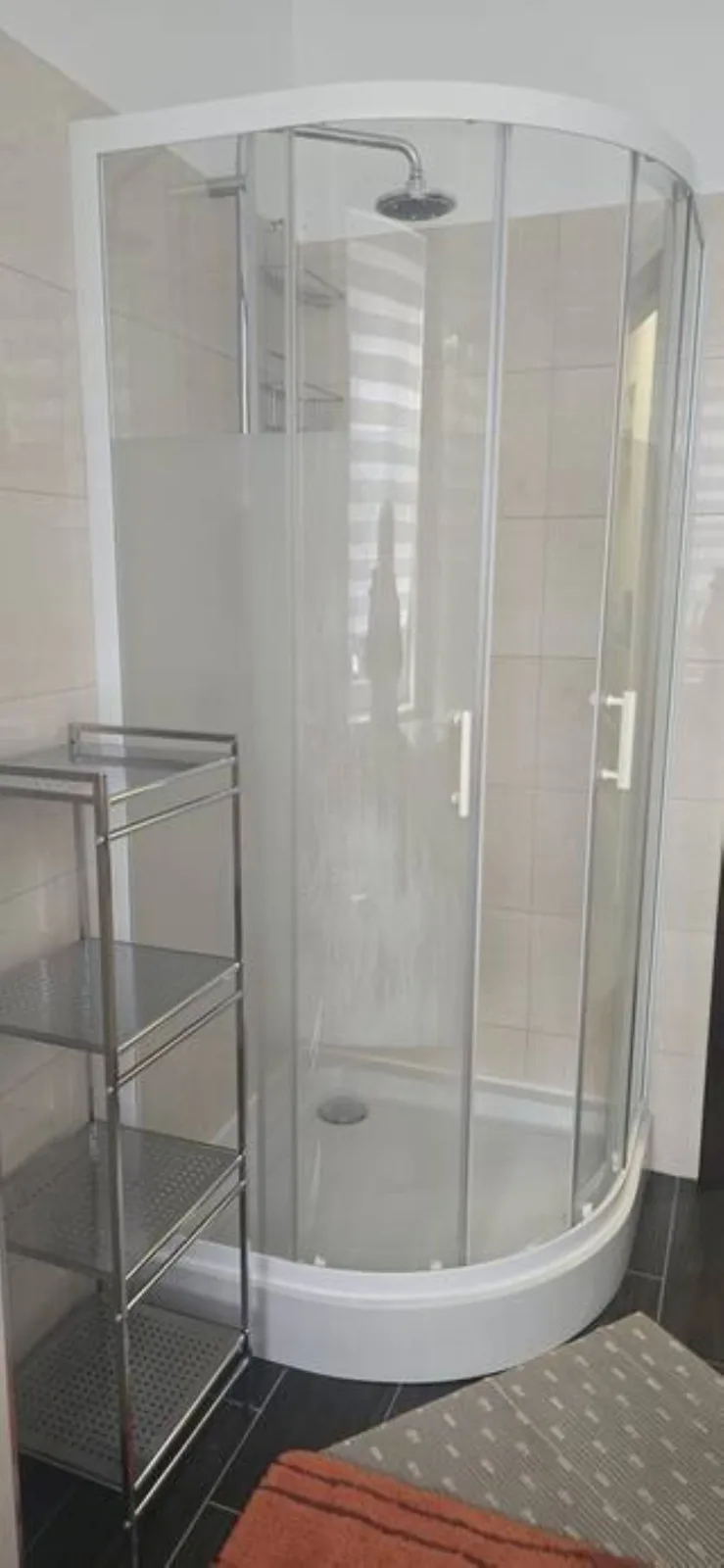 Schöne Vollausgestattete Gästewohnung Direkt in der Gartenstadt Leuna und nähe Geiseltalsee / 2402