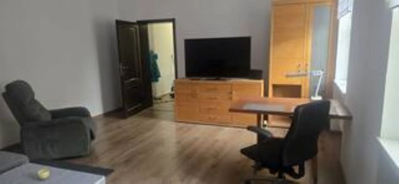 Schöne Vollausgestattete Gästewohnung Direkt in der Gartenstadt Leuna und nähe Geiseltalsee / 2402